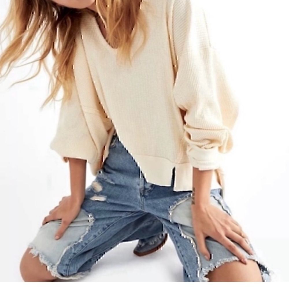 NWT Free People Santa Clara Thermal Cream Medium Oversized V-Neck Thermal